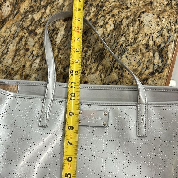 Kate Spade Small Harmony Metallic Tote Bag With Silver Hearts - Picture 13 of 13